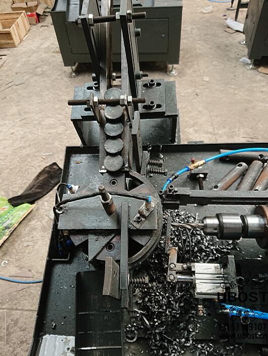 優(yōu)博世特，ubost,鉆孔機，銷軸，螺栓，自動，攻絲機，機械手，非標自動化，設備，銷軸鉆孔機，螺栓鉆孔機，
